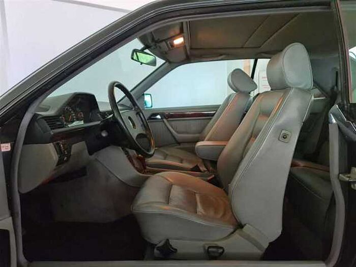 Mercedes-Benz 300 24V W124 **Rostfrei*H-Zulassung*