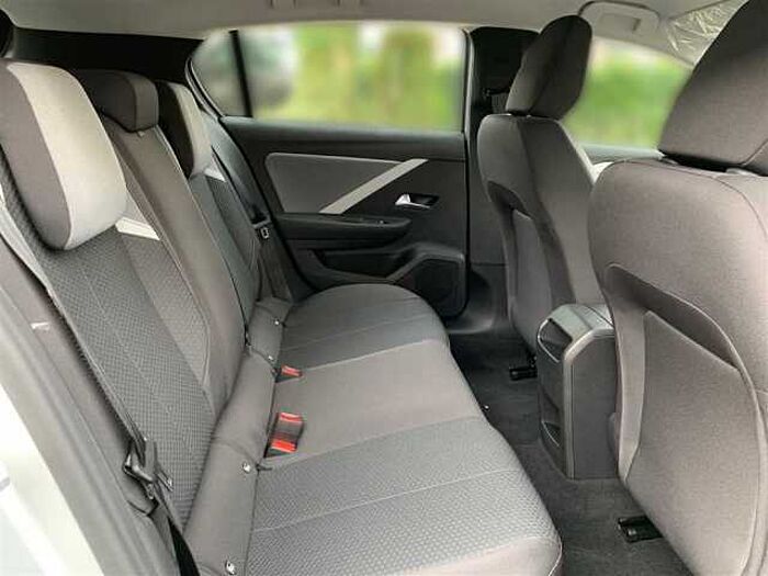 Opel Astra Enjoy 110 PS/Carplay/LED/Kamera/PDC/Keyless Start